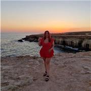 I give private English lessons to Bulgarians of all ages.